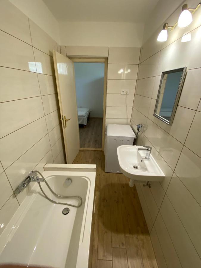 Amarin Apartments Hajduszoboszlo Exterior foto